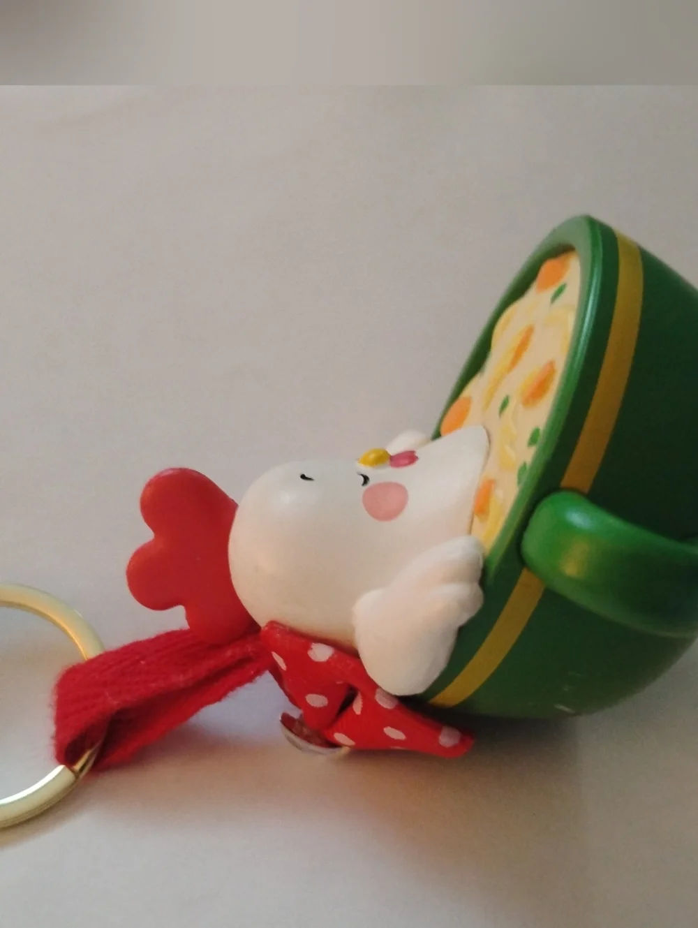 Funko Paka Paka Soup Troop Chicken Noodle Novelty Keychain Bag Charm Gold Tone - Picture 5 of 10